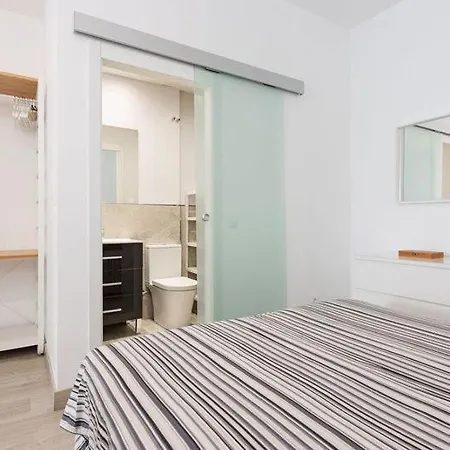 Charming Loft B شقة